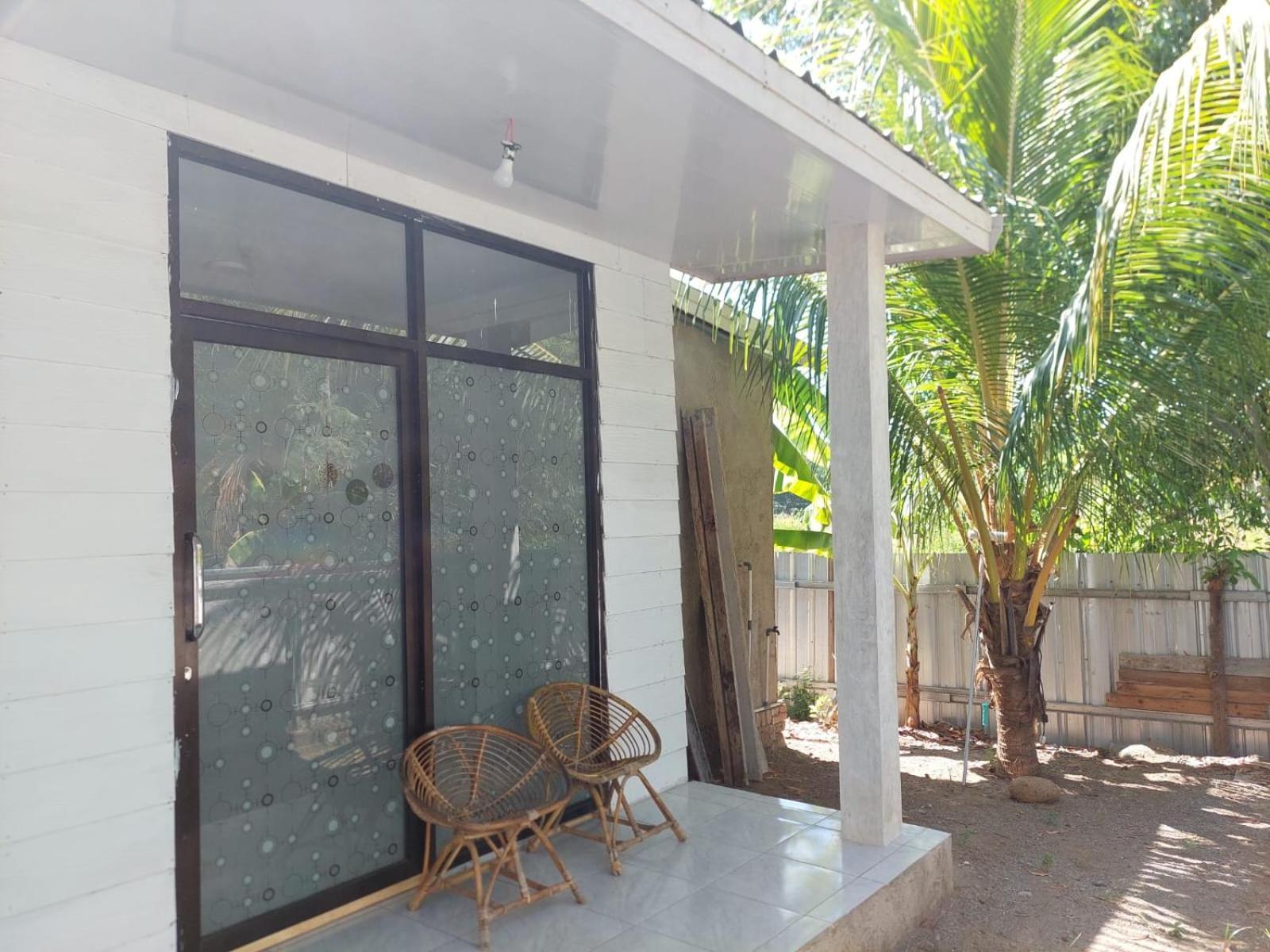 Kondo Villa Labuhan Pandan Esterno foto